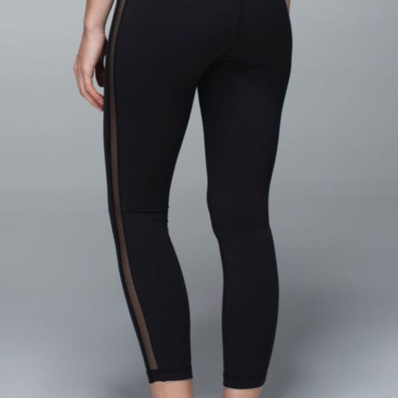 Lululemon🍋High Times Crop Mesh - Picture 4 of 11